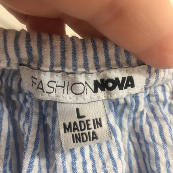 NWT Seersucker Romper - Picture 3 of 4